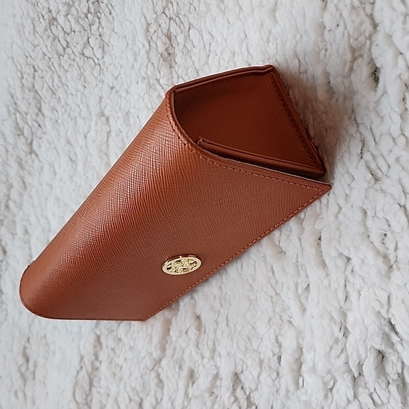 Sunglass case - Picture 2 of 5